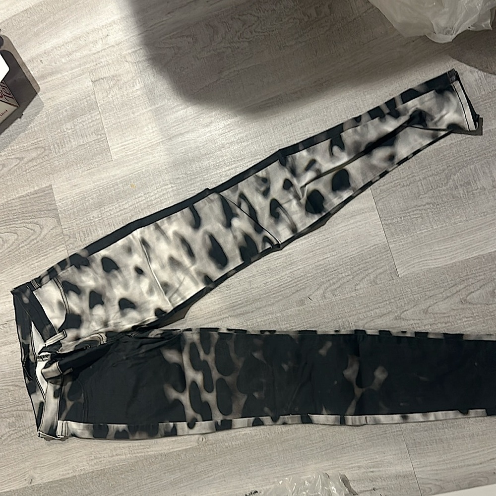 Like New J brand size 25